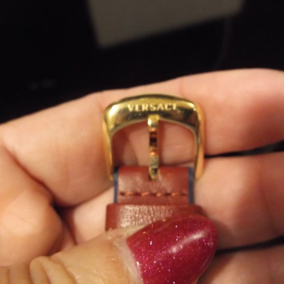 Beautiful Versace Watch - Picture 4 of 5